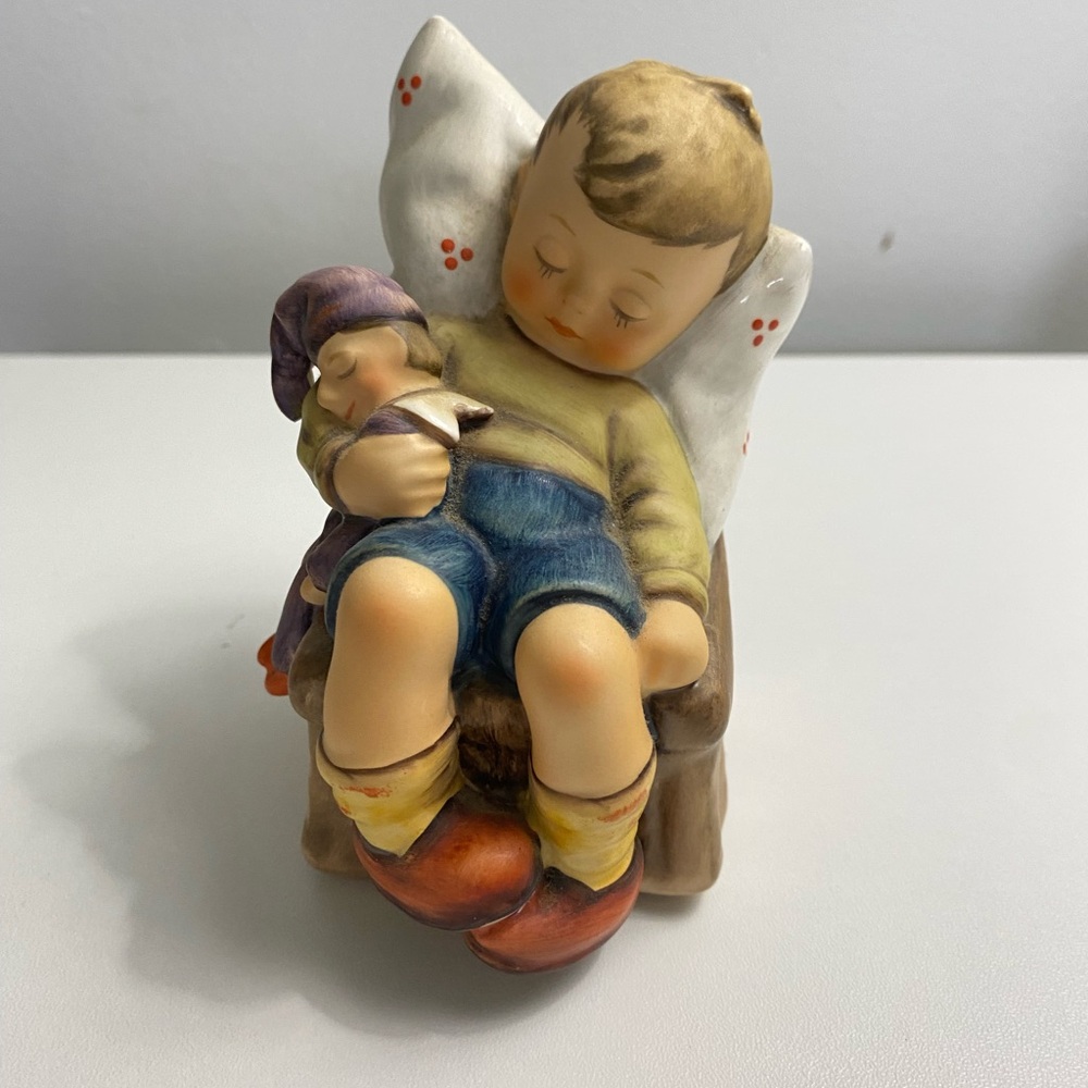 Hummel Figurine Just Dozing